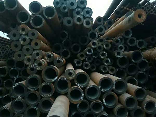 20号无缝钢管.jpg